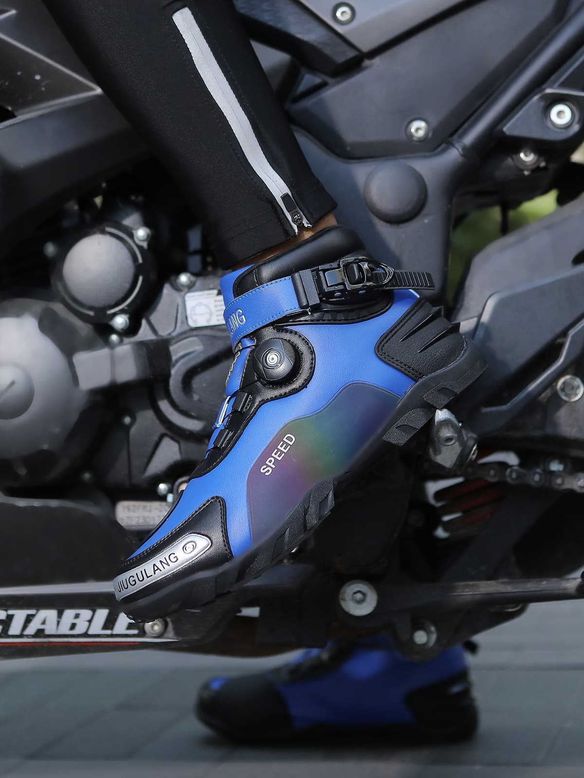 バイクブーツ 精密機構ダイヤル式オフロードブーツ